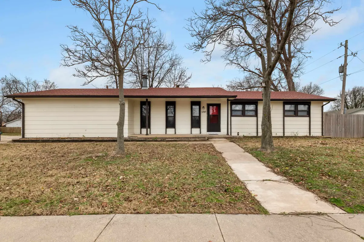 3203 S Knight Ave, Wichita, KS 67217 - Image #1