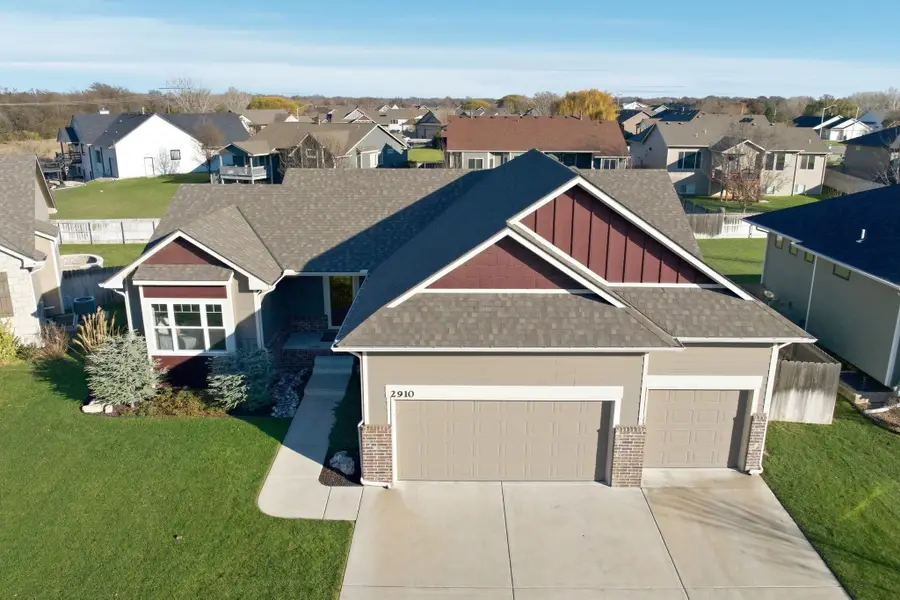 2910 W 58th Ct N, Wichita, KS 67204 - Image #2