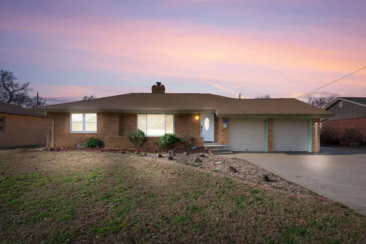 1617 N Charles St, Wichita, KS 67203 - Image #1