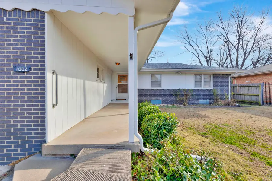 1002 S Capri Ln, Wichita, KS 67207 - Image #3
