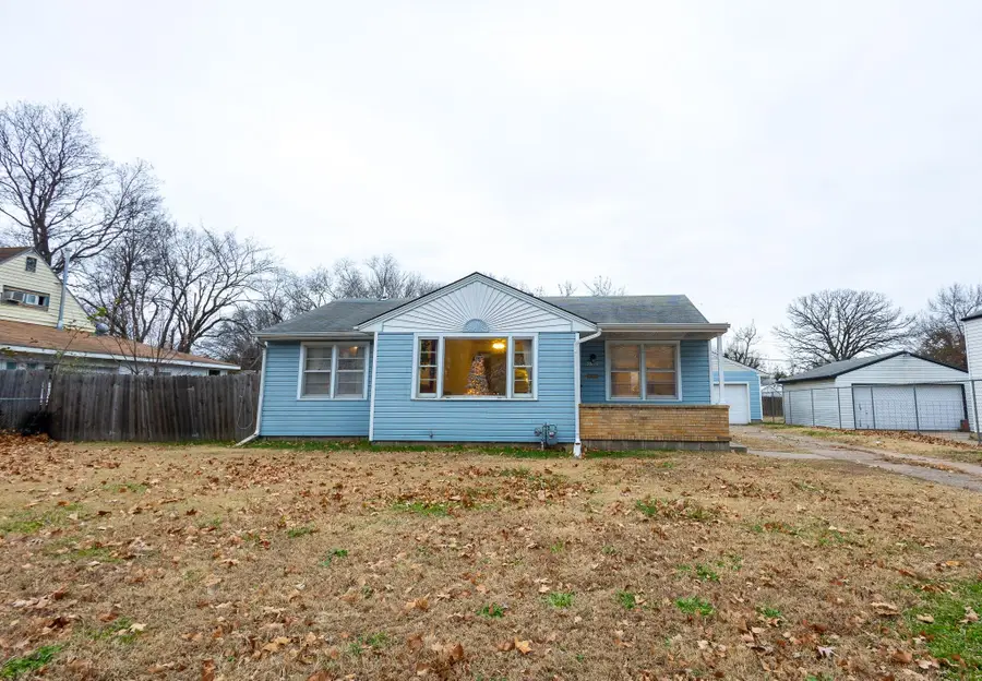 2817 E Conamore St, Wichita, KS 67216 - Image #3