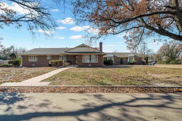 305 S Morningside St, Wichita, KS 67218