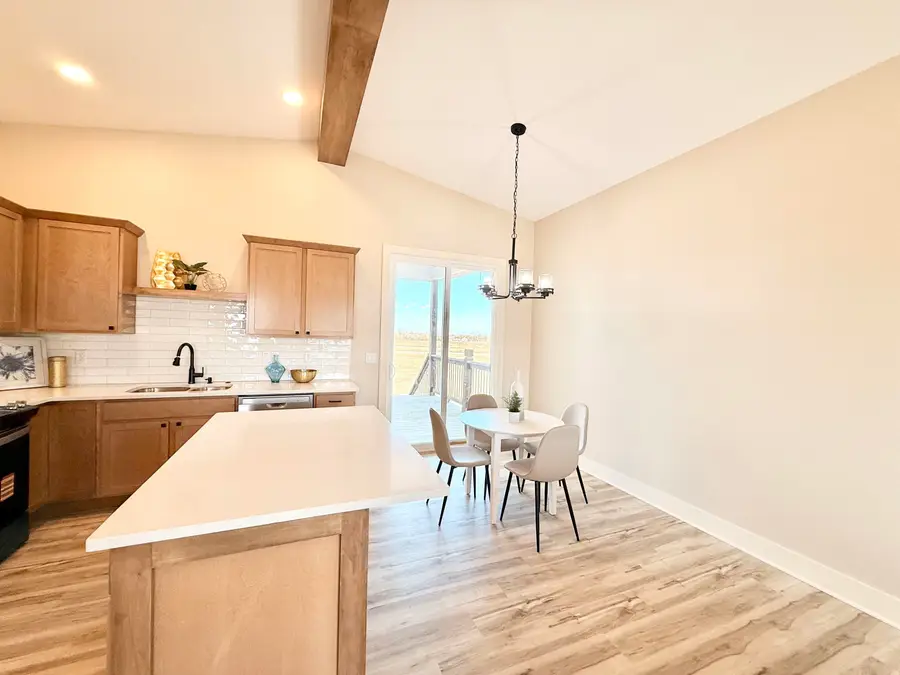 2207 S Chateau Ct, Wichita, KS 67207 - Image #3