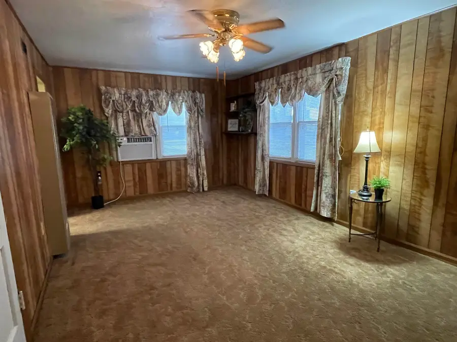 3001 E Locust St, Wichita, KS 67216 - Image #3