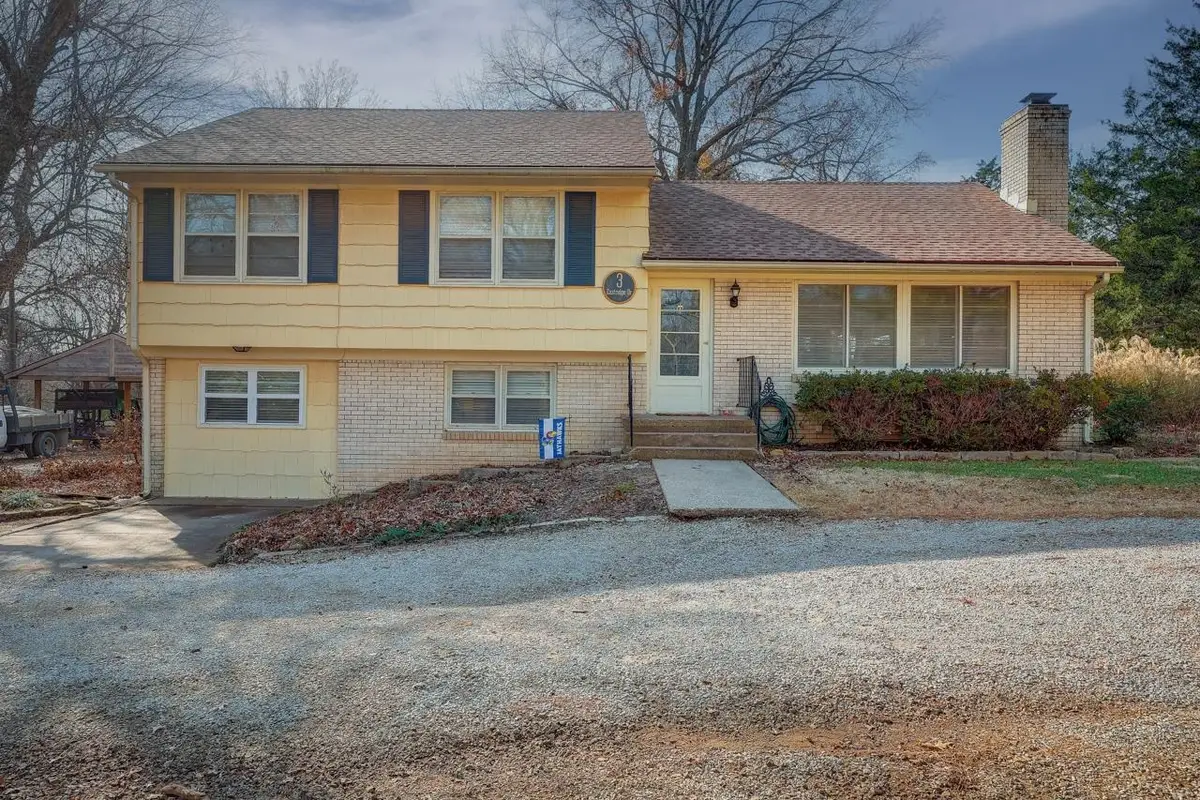 3 Eastridge Dr, Arkansas City, KS 67005 - Image #1