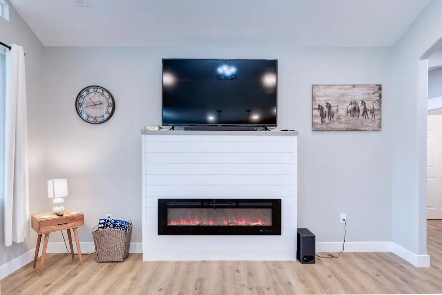 1205 E Park Glen Ct, Clearwater, KS 67026 - Image #3