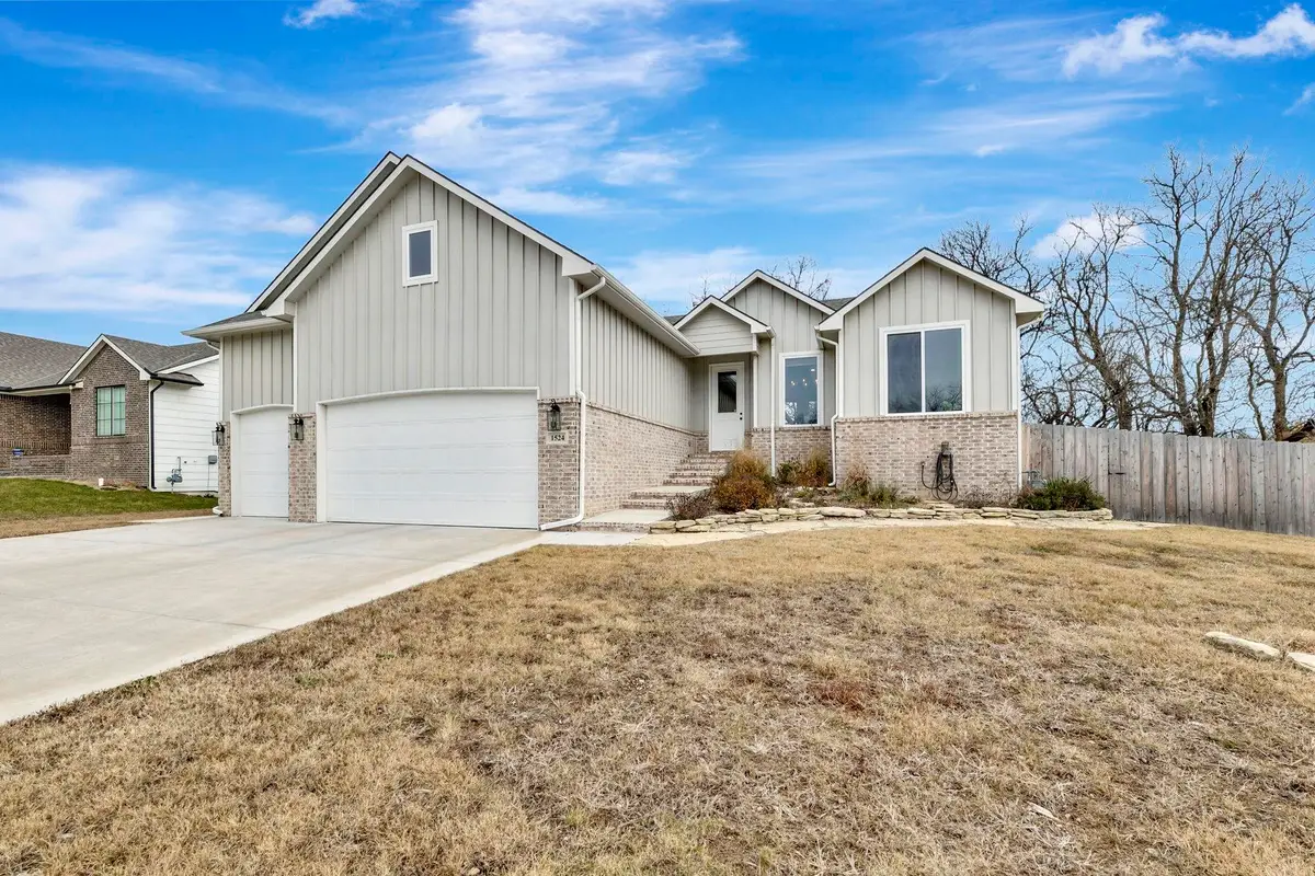 1524 S Meadowhaven St, Andover, KS 67002 - Image #1