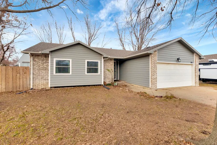 813 N Convington, Wichita, KS 67212 - Image #2