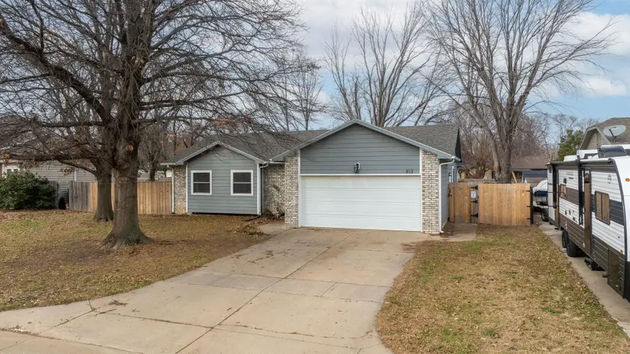 813 N Convington, Wichita, KS 67212 - Image #3