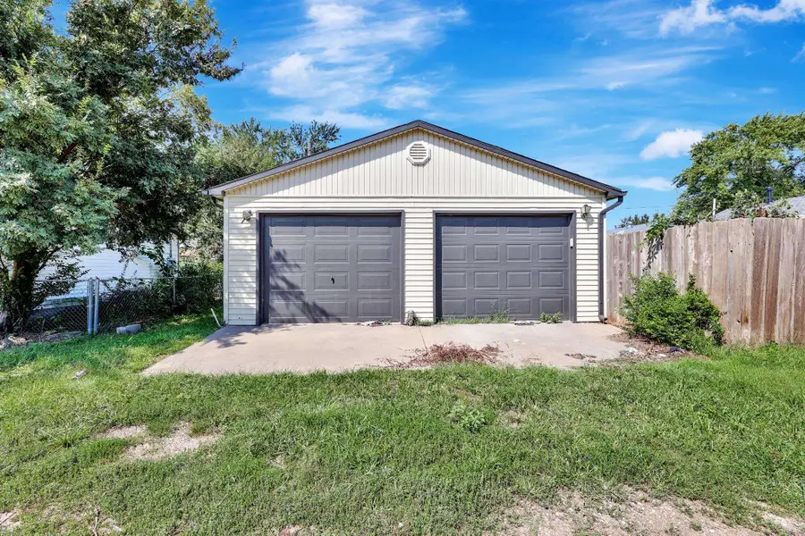 301 W 34th St S, Wichita, KS 67217 - Image #2