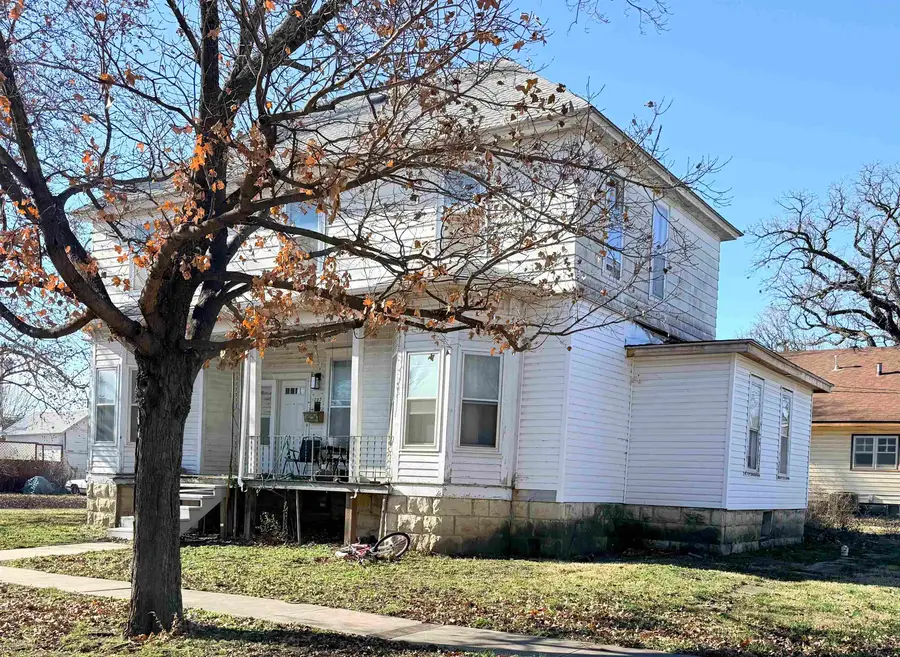 203 N 2nd St, Marion, KS 66861 - Image #2