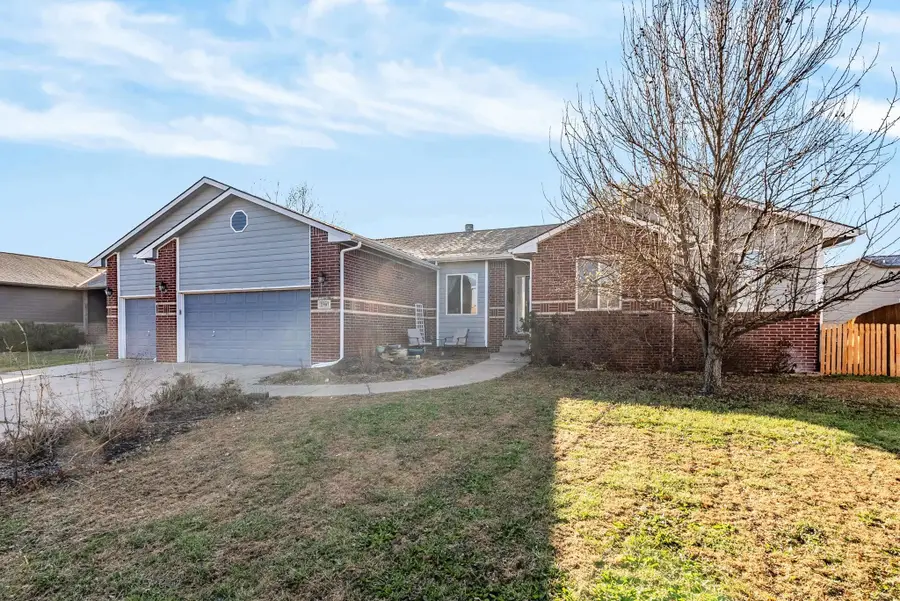 2307 E Saint Andrew St, Goddard, KS 67052 - Image #3