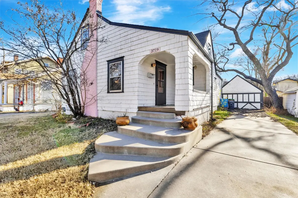 3719 Edgemont Pl, Wichita, KS 67208 - Image #1