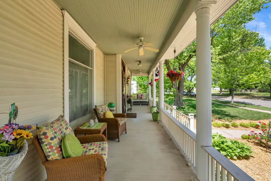 303 N Rutan St, Wichita, KS 67208 - Image #2