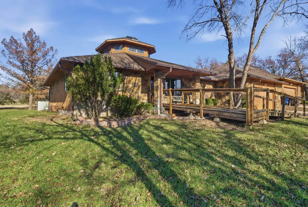 3 Debra Circle, Augusta, KS 67010 - Image #1