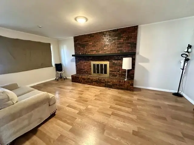 912 Fairfield Ave, Newton, KS 67114 - #3