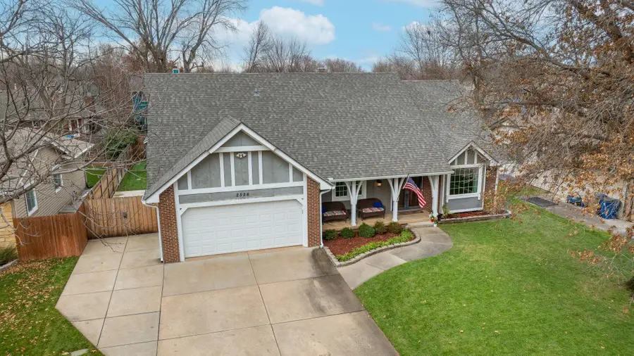 2526 S Glacier Dr, Wichita, KS 67215 - Image #3