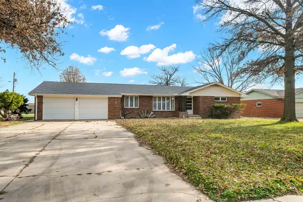 216 N Sedgwick Ave, Burrton, KS 67020