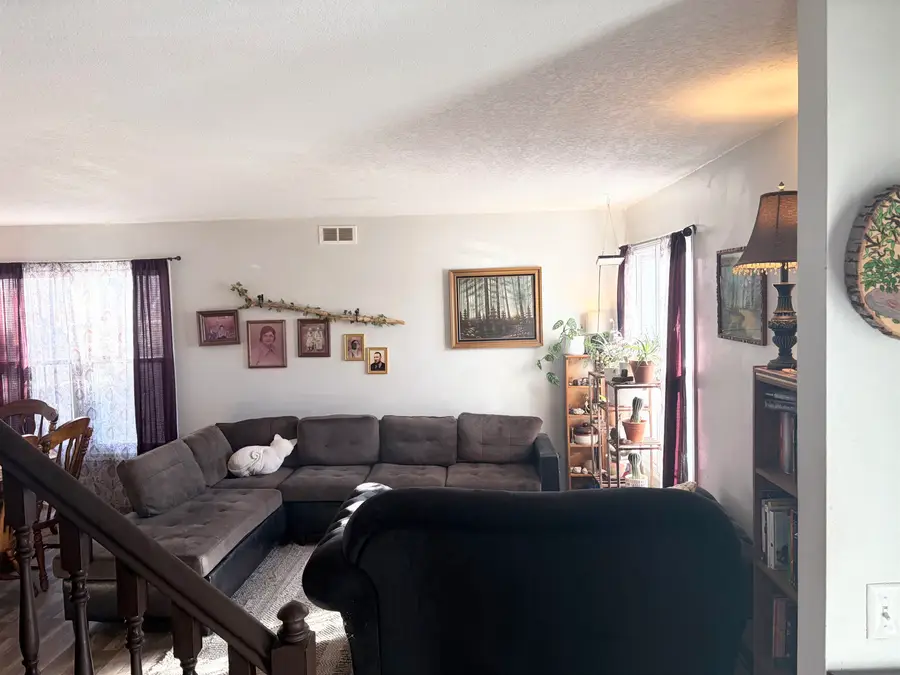 1206 S Stoneybrook Cir, Wichita, KS 67207 - Image #3