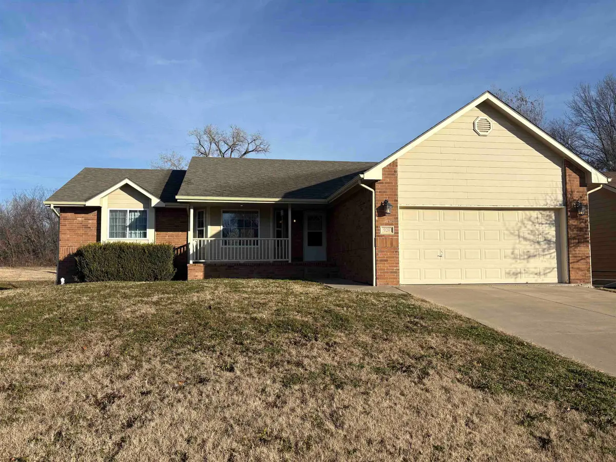 920 E Kelly, Augusta, KS 67010 - Image #1
