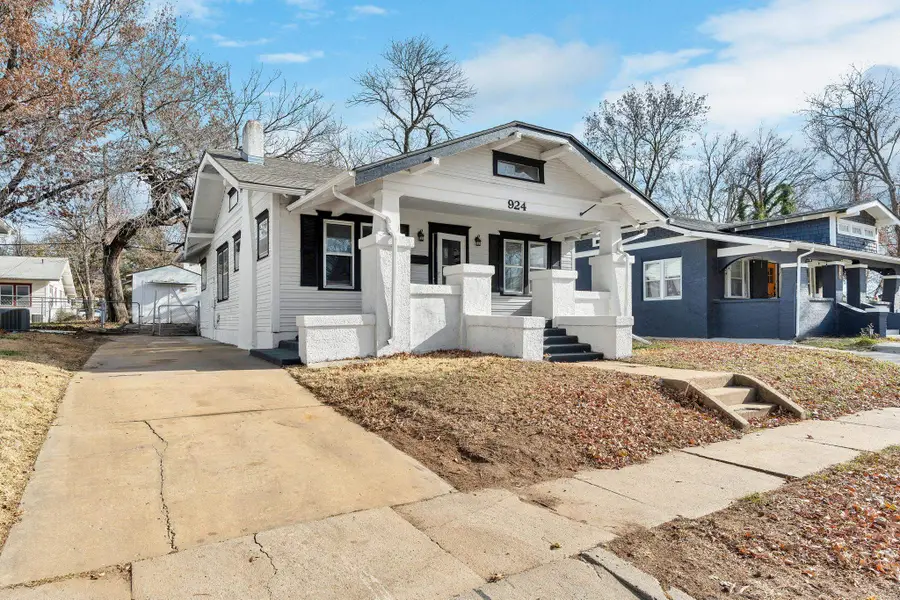 924 N Rutan St, Wichita, KS 67208-3043 - Image #3