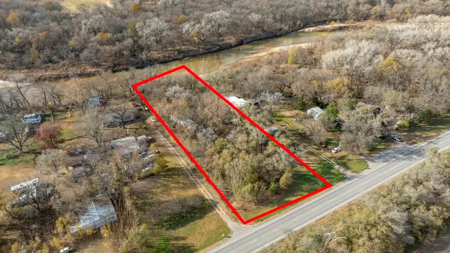 943 N Broadway, Belle Plaine, KS 67013 - Image #2