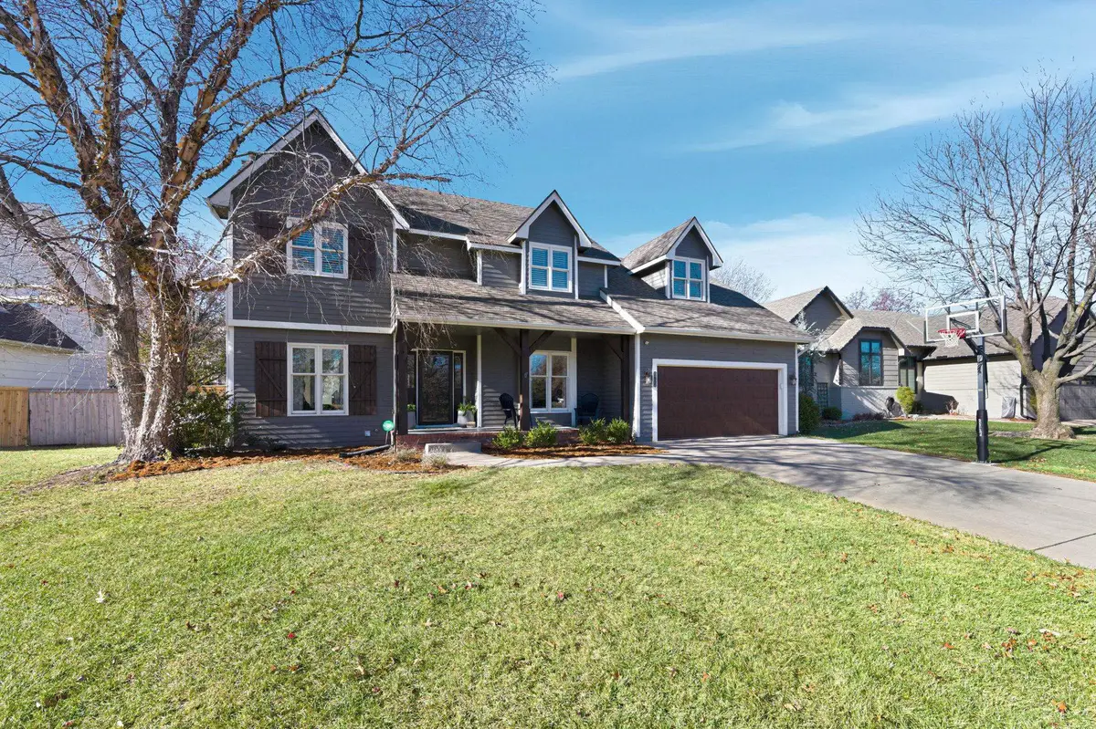 2455 N Vinegate Cir, Wichita, KS 67226 - Image #1