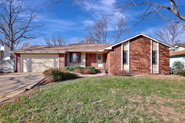 11540 W Hardtner Ave, Wichita, KS 67212