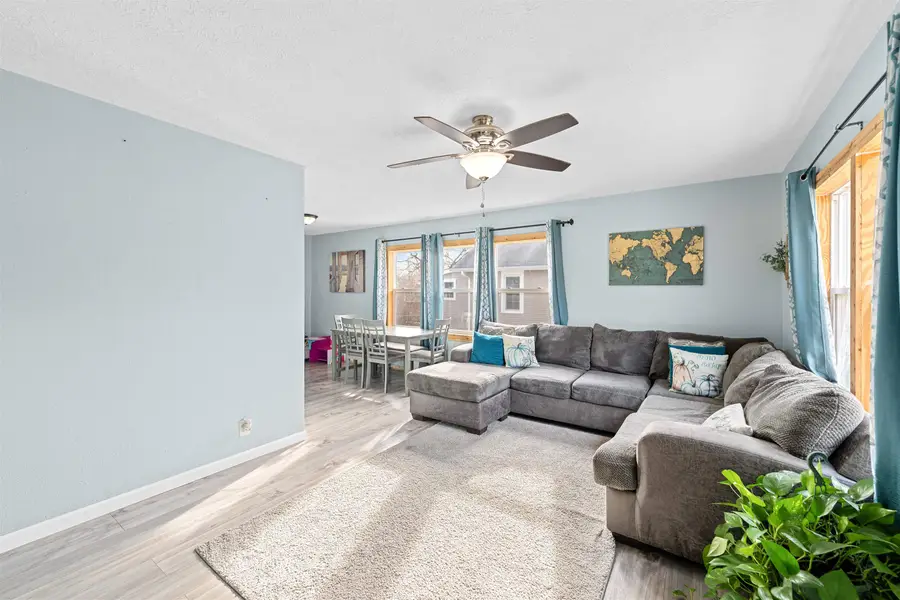 845 Sheridan St, Salina, KS 67401 - Image #3