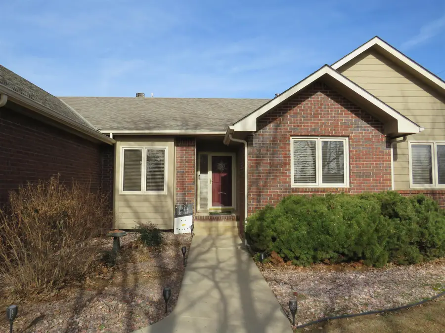10402 W Westport St, Wichita, KS 67212 - Image #2