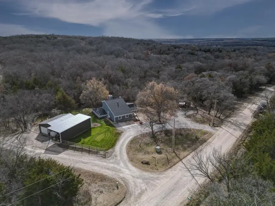 30117 Shady Oak Dr, Arkansas City, KS 67005 - Image #2