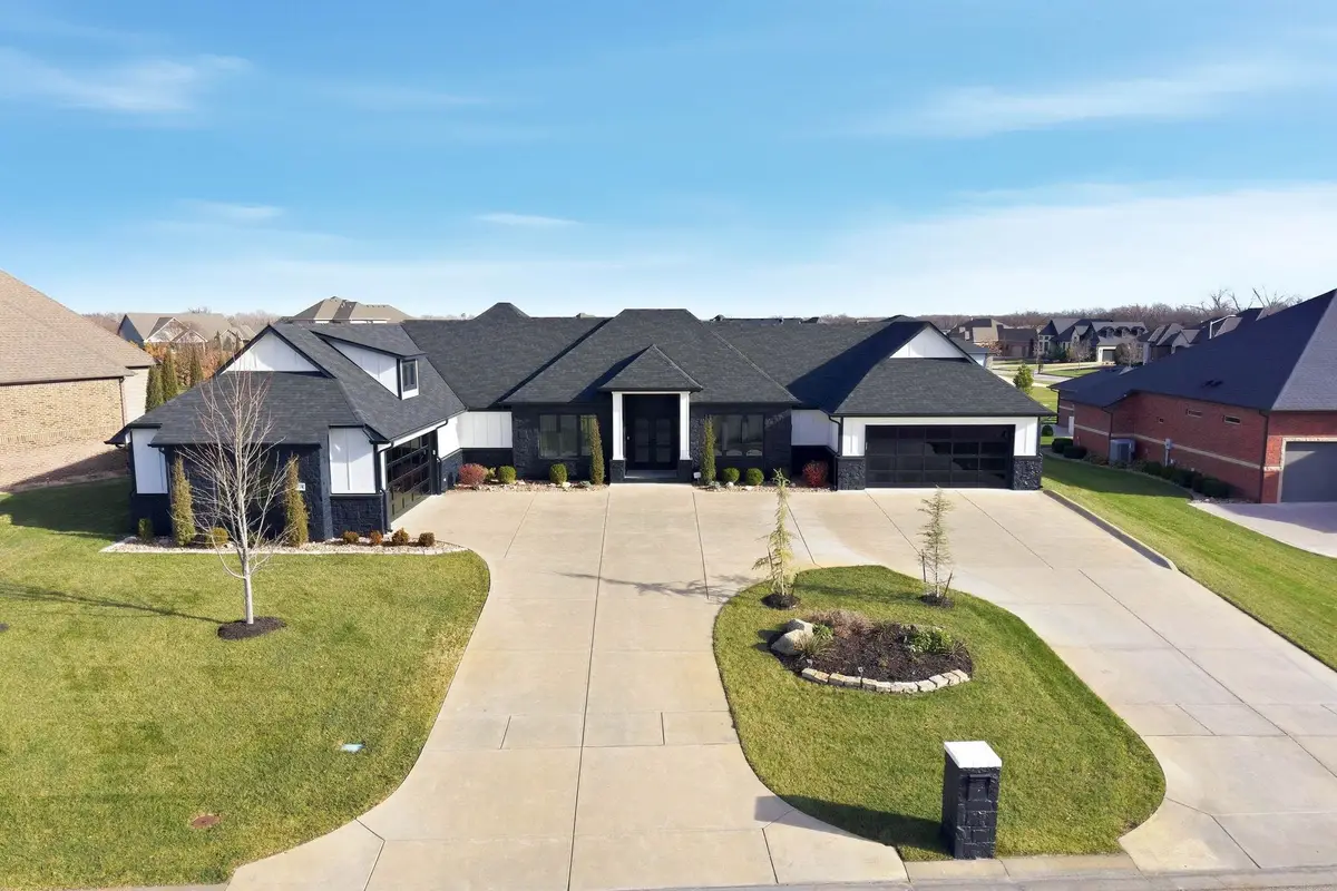 2114 S Celtic St, Wichita, KS 67230 - Image #1