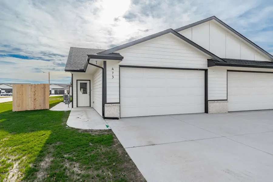 473 E Harper St, Valley Center, KS 67147-8948 - Image #3