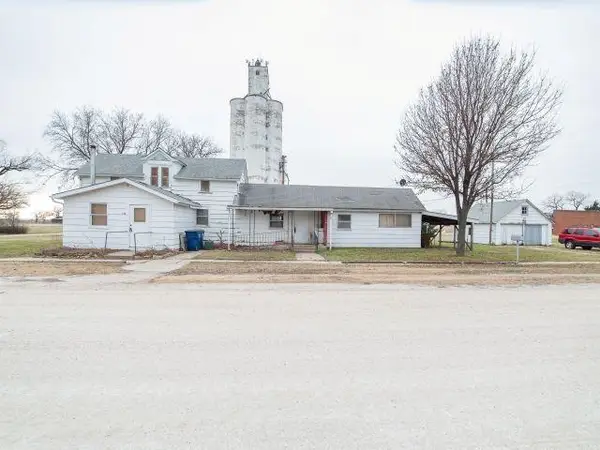 111 S Prospect Ave, Lehigh, KS 67073