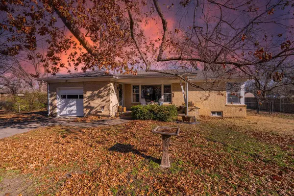 2930 N Athenian Ave, Wichita, KS 67204