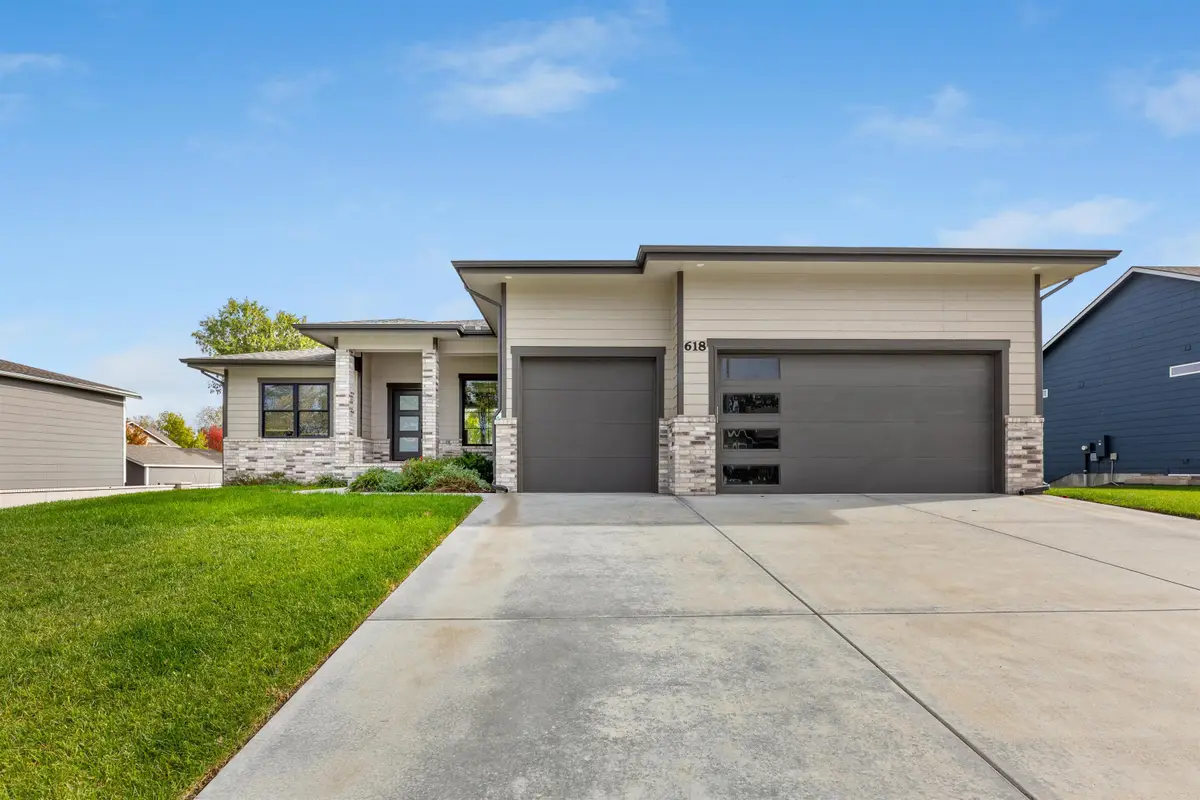 618 S Clear Creek St, Wichita, KS 67230 - Image #1