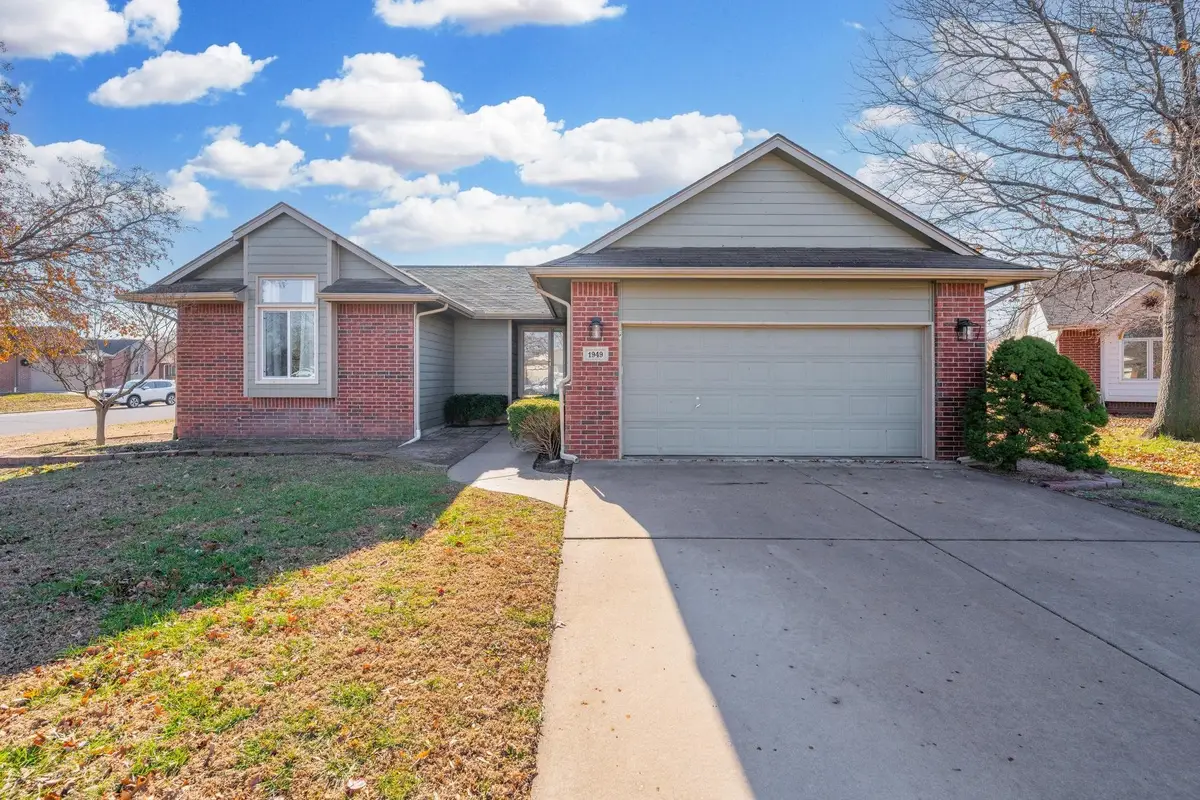 1949 N Stoney Point Ct, Wichita, KS 67212 - Image #1