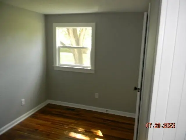 354 N Slade, Haysville, KS 67060 - Image #2