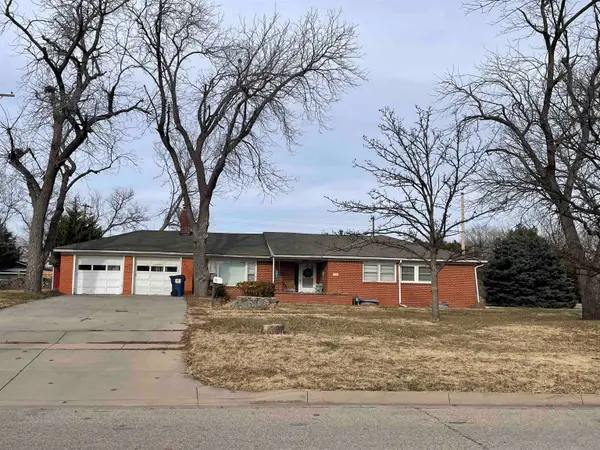 3432 W 8th St N, Wichita, KS 67203-4805