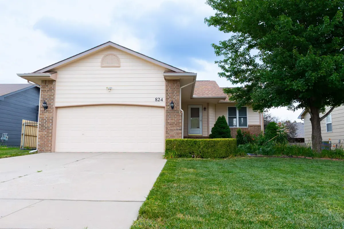 824 S Red Oaks, Wichita, KS 67207 - #1