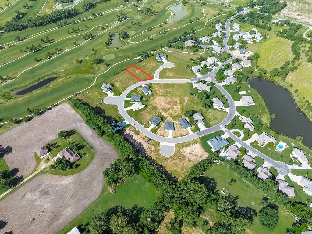 301 W Cherry Oaks St, Cheney, KS 67025 - #1