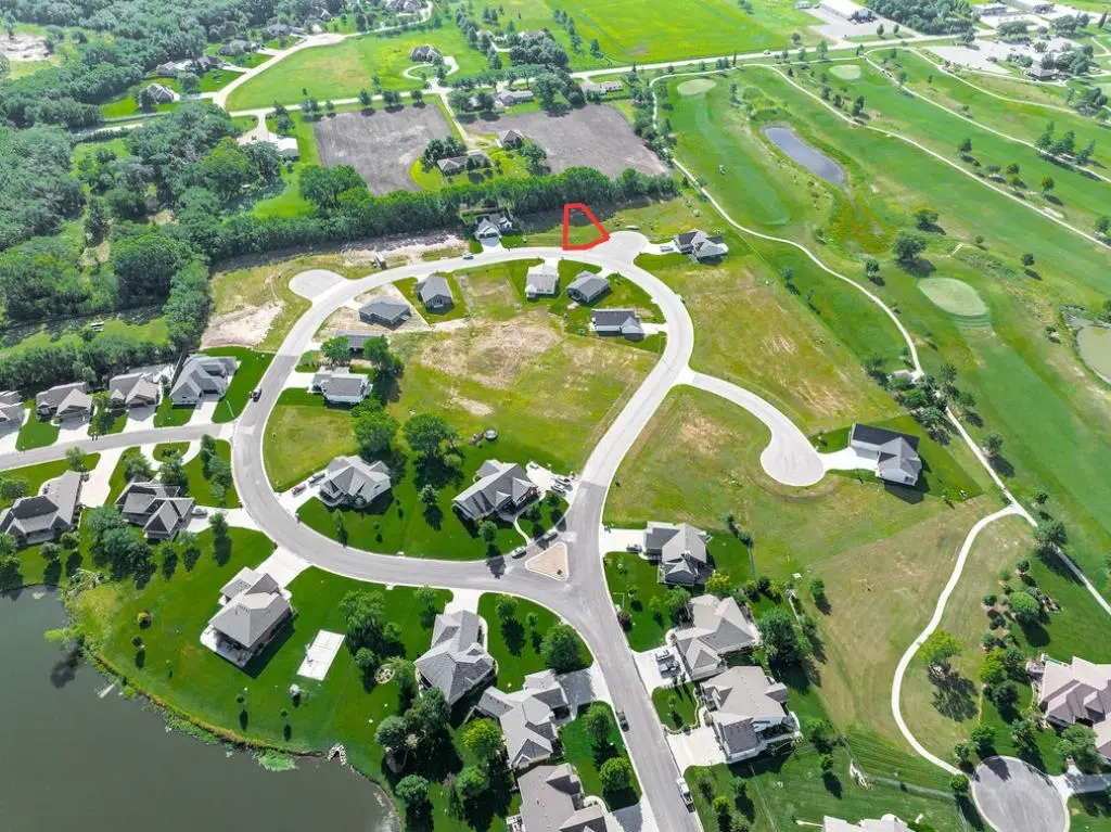 211 W Cherry Oaks St, Cheney, KS 67025 - #1