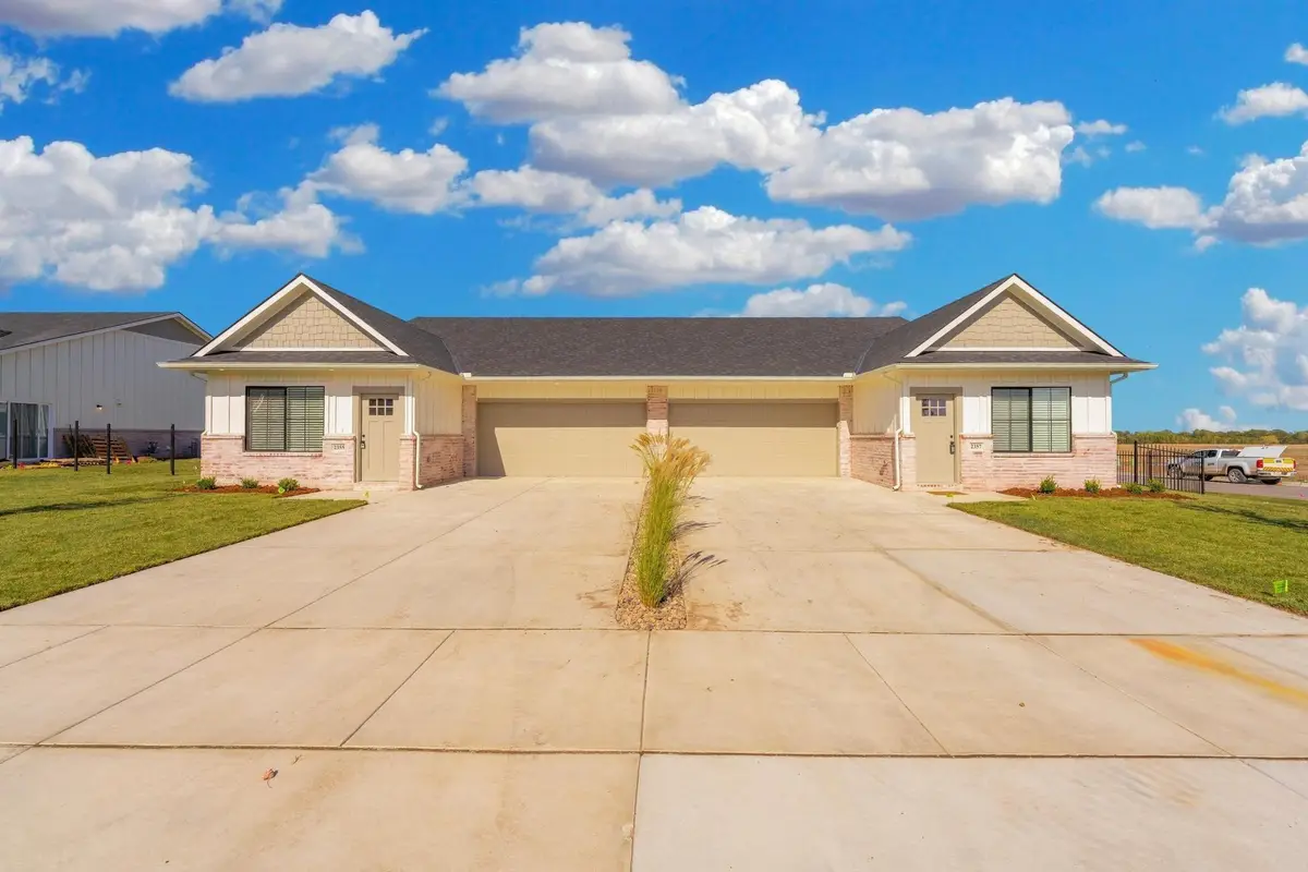 2150 E Elk Ridge Ave, Goddard, KS 67052 - Image #1