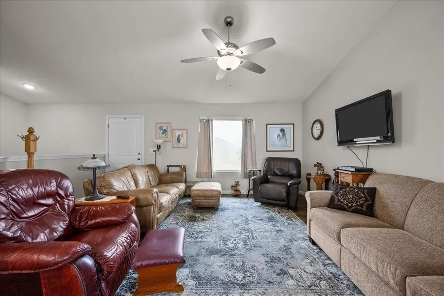 862 S Cattail Cir, Haysville, KS 67060 - Image #3