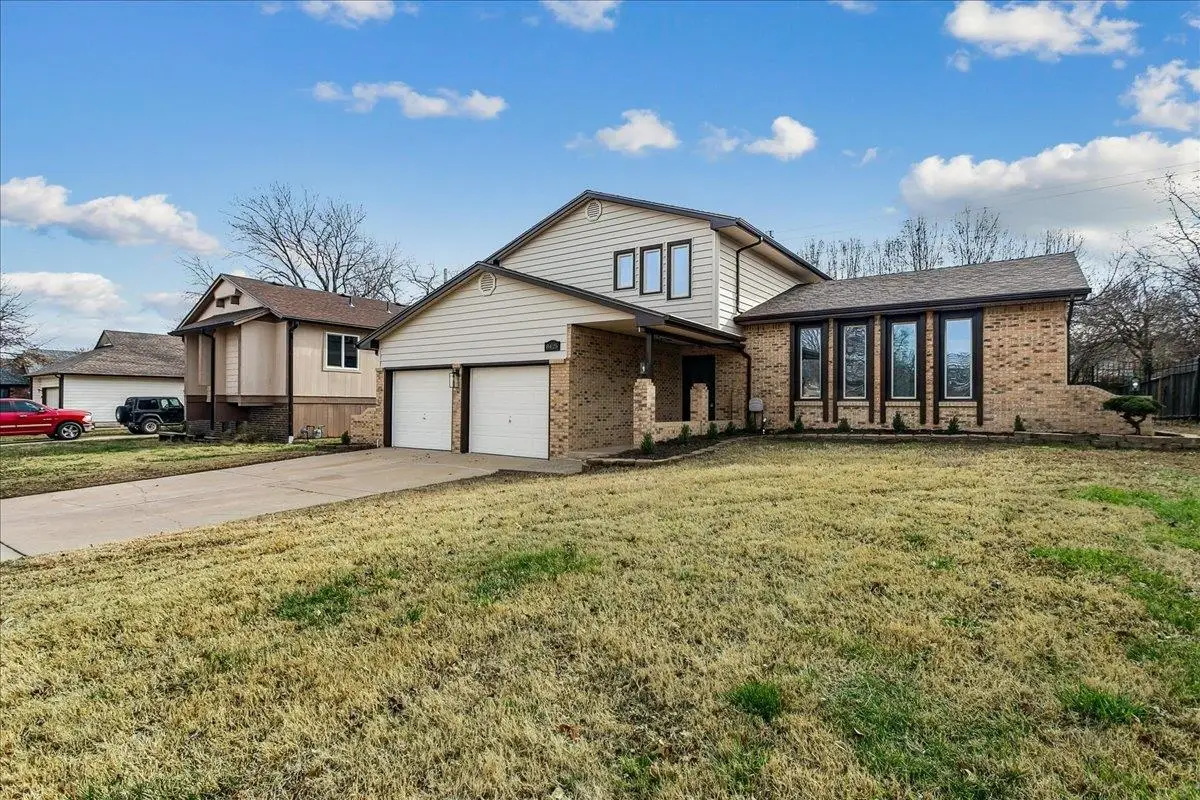 8425 E Mount Vernon St, Wichita, KS 67207 - Image #1