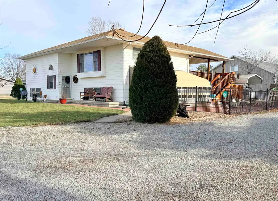 2134 Strassburg, Marion, KS 66861 - Image #2