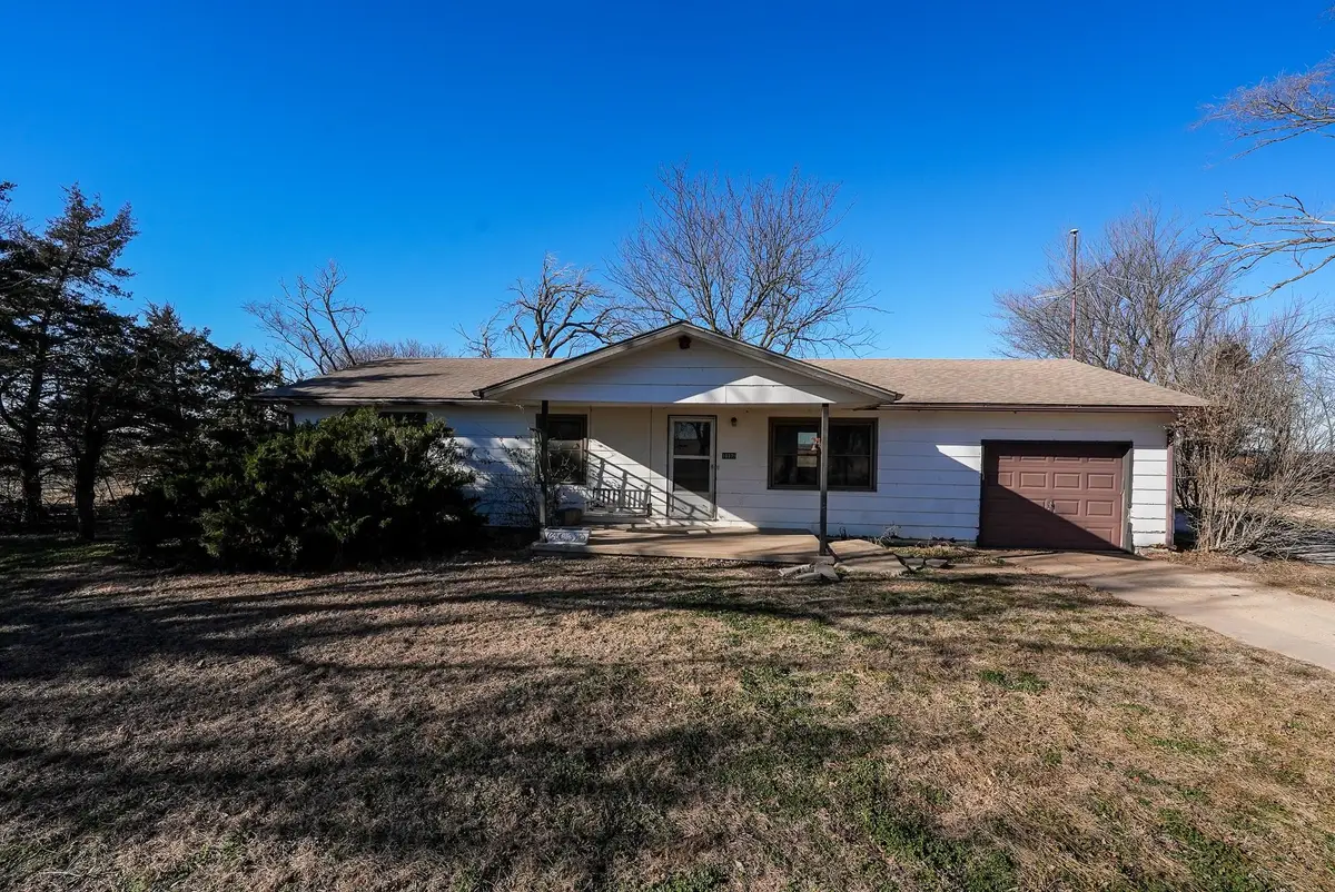 10375 SE Munson Hill Rd, Leon, KS 67074 - Image #1