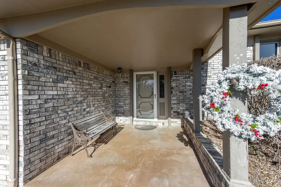 9712 W Harvest, Wichita, KS 67212 - Image #2