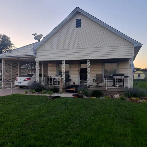 6946 Sunset Dr, Arkansas City, KS 67005