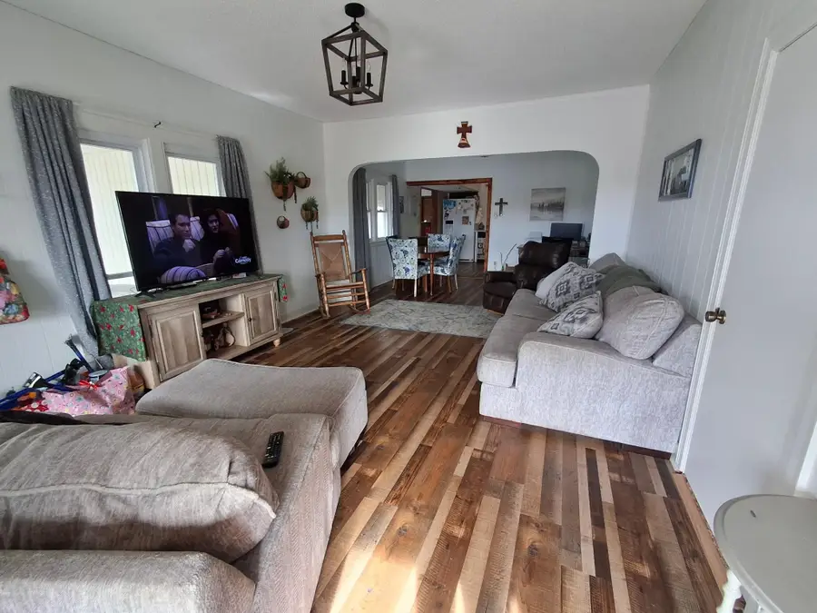 6946 Sunset Dr, Arkansas City, KS 67005 - Image #2